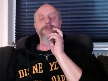 Chaturbate Live Porn of hardmrlazy