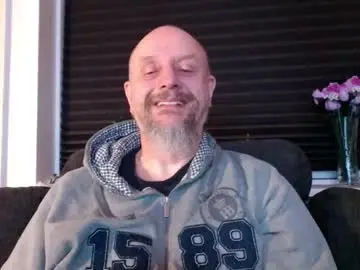 Chaturbate Watch Live Sex Cams of hardmrlazy