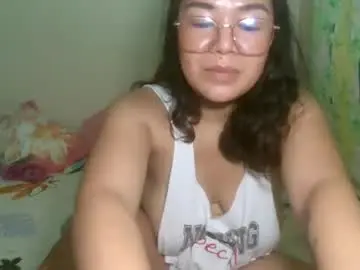 Chaturbate Private Sex Chat of hot_emma1112
