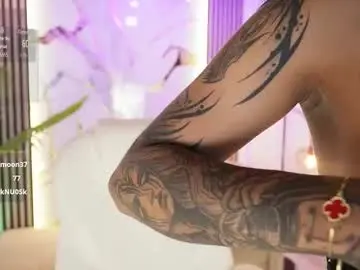 Chaturbate Live Porn of meganlowell