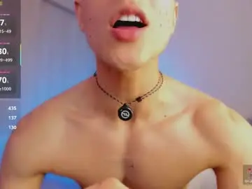 Chaturbate Live Sex Cam of thomklein