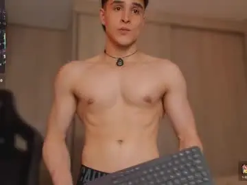 Chaturbate Live Sex Cam of thomklein