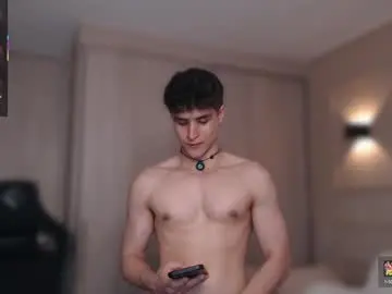 Chaturbate Best live sex cam show of thomklein