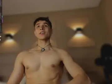 Chaturbate Nude Webcam of thomklein