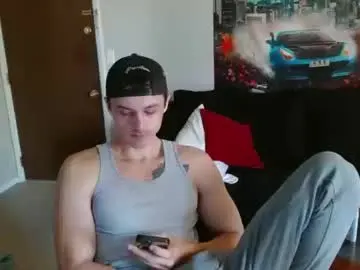 Chaturbate Live Sex Cam of tommystrokes_