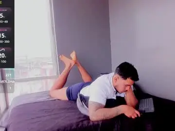 Chaturbate Live Sex of ariies13