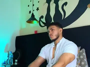 Chaturbate Nude Webcam of ariies13