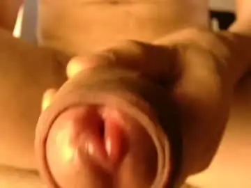 Chaturbate Free Live Porn of withbothhandsplease