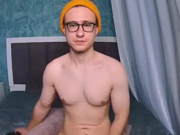 Chaturbate Live Porn of dennisgartman