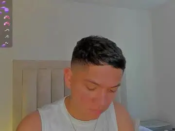 Chaturbate Sex Cam of iamjulian_