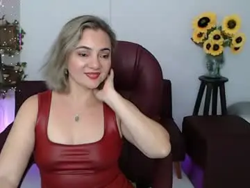 Chaturbate Watch Live Sex Cams of lilly_milf