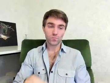 Chaturbate Live Sex Cam of mikhaaaeel