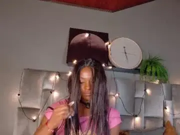 Chaturbate Live Sex Cam of nahomicampbell_
