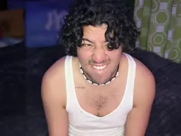 Chaturbate Private Sex Chat of andrelabuda9