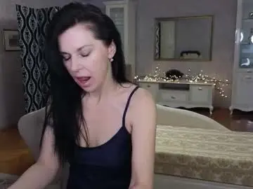 Chaturbate Live Sex Cam of lina_flore