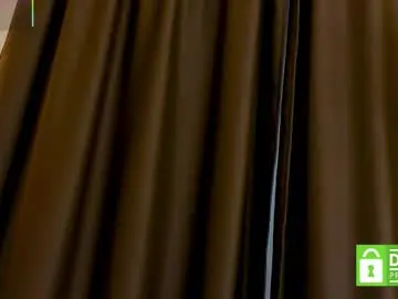 Chaturbate Live Sex of _emilyzortea_