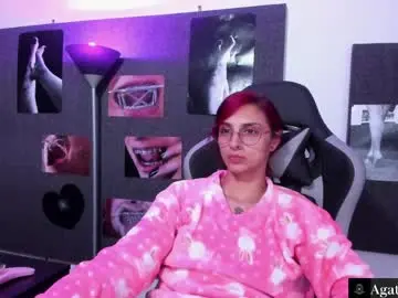 Chaturbate Live Sex of agatacollinsss