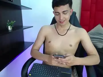 Chaturbate Watch Live Sex Cams of cady_hot