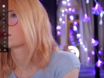 Chaturbate Best live sex cam show of illegaldream