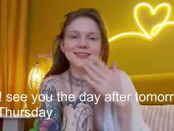 Chaturbate Watch Live Sex Cams of lessysweety