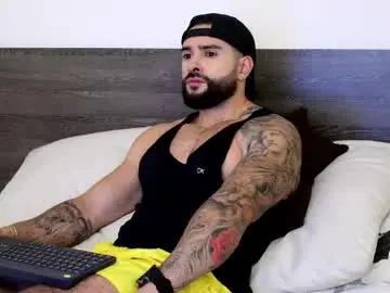 Chaturbate Live Porn of lukhass