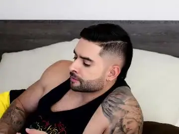 Chaturbate Live Porn of lukhass