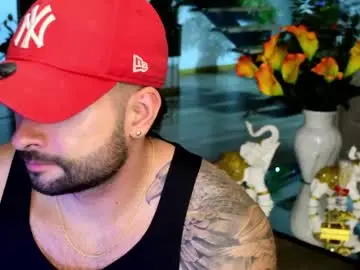 Chaturbate Watch Live Sex Cams of lukhass