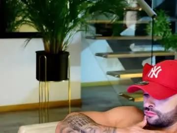 Chaturbate Live Sex of lukhass