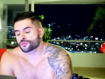 Chaturbate Nude Webcam of lukhass