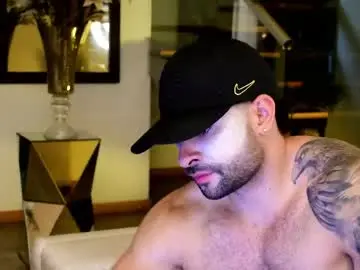 Chaturbate Live Porn of lukhass