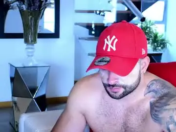 Chaturbate Live Porn of lukhass