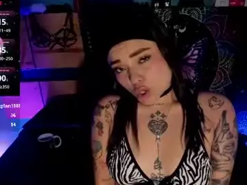 Chaturbate Free Live Porn of chloaellenn