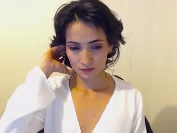 Chaturbate Live Sex Cam of hanna_chloe