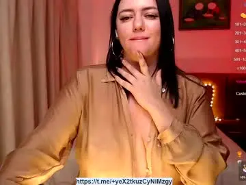 Chaturbate Sex Cam of sophiasoft