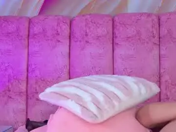 Chaturbate Live Sex of emma_curvy1