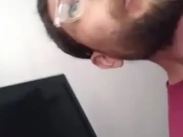 Chaturbate Free Porn Cam of ivanchelon