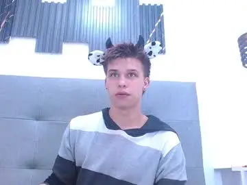 Chaturbate Live Sex Cam of liam_york