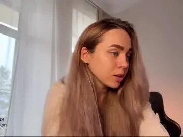 Chaturbate Nude Webcam of tatti_1