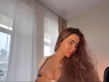 Chaturbate Live Sex Cam of tatti_1