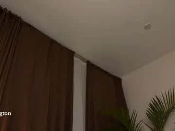 Chaturbate Nude Webcam of tatti_1
