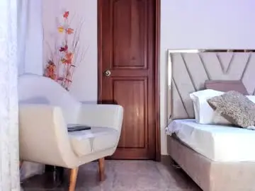 Chaturbate Sex Chat of agathaa_white