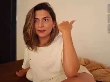 Chaturbate Free Porn Cam of skyamber8v2