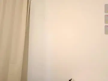 Chaturbate Live Sex Cam of skyamber8v2