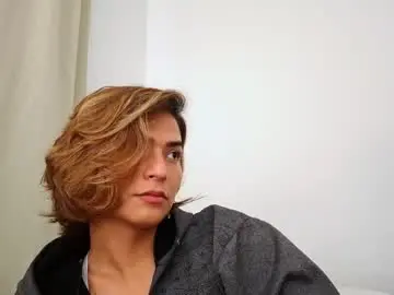 Chaturbate Sex Cam of skyamber8v2