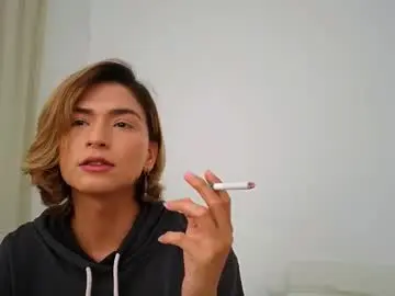 Chaturbate Live Sex Cam of skyamber8v2