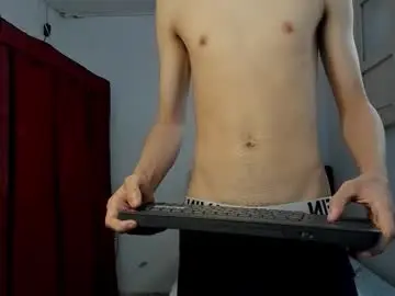 Chaturbate Free Porn Cam of andrew_2811