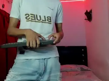 Chaturbate Adult Video Chat of andrew_2811