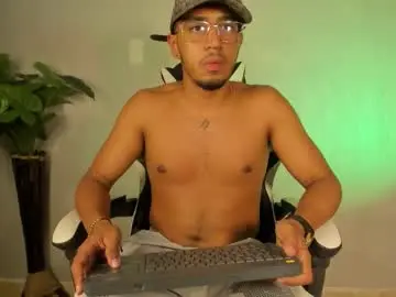 Chaturbate Watch Live Sex Cams of brand_collins