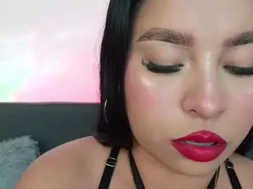 Chaturbate Free Porn Cam of mia_roux13