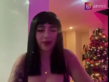 Chaturbate Best live sex cam show of annie_snow_